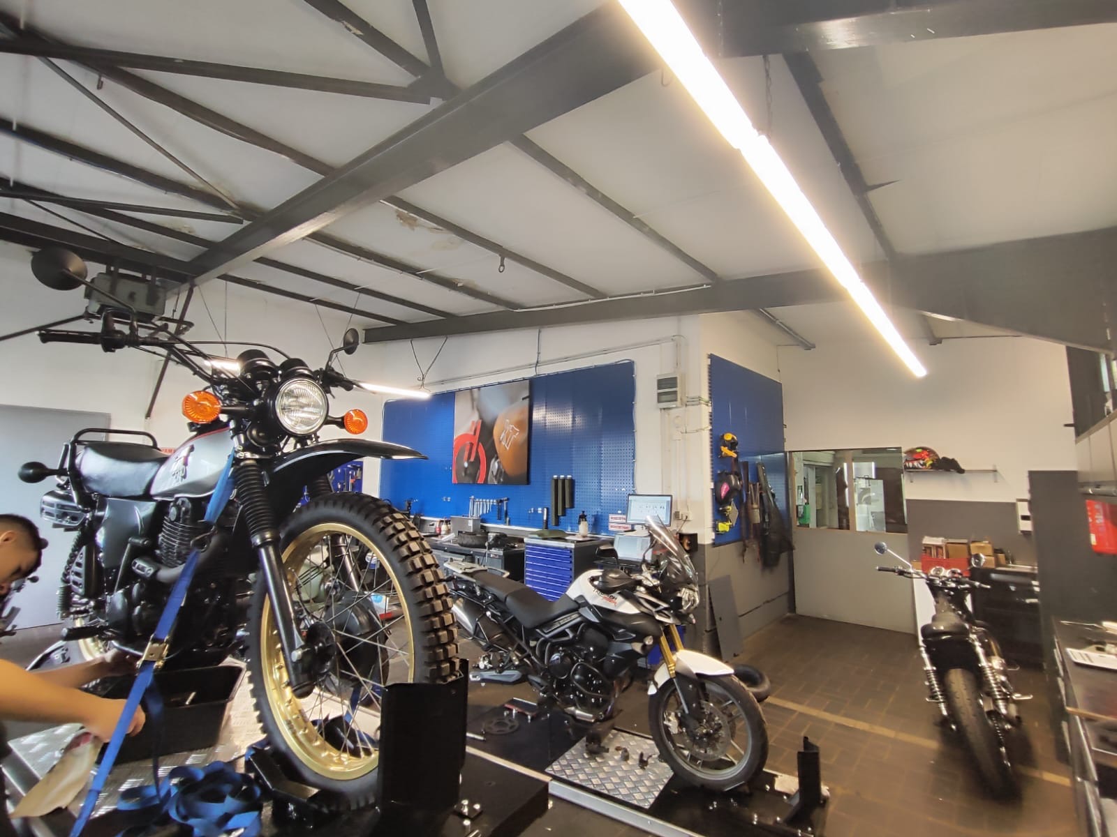 Motorradservice in der Erlenhoff Kraftrad Facherkstatt | Foo Werkstatt